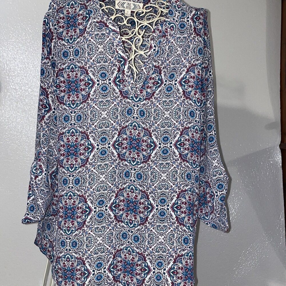 Womans Pink Rose Size M Top Multicolor Print 100% Polyester